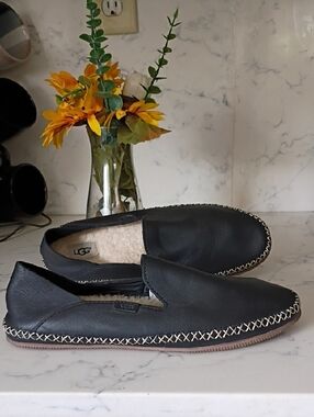UGG LEATHER LOAFERS FOR WOMEN